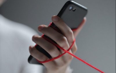 Telefoni cellulari in grigio